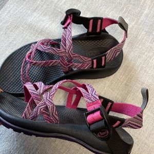 CHACO ZX Big Kid Size 2 Double Strap Sandals